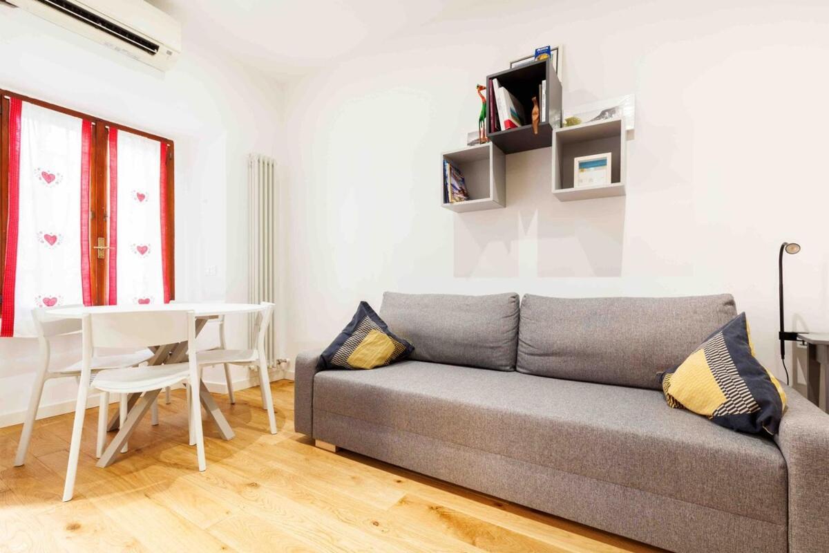 Splendido Bilocale In Vecchia Milano Apartment Exterior photo
