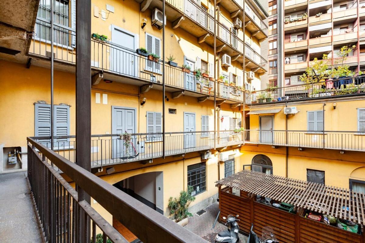Splendido Bilocale In Vecchia Milano Apartment Exterior photo
