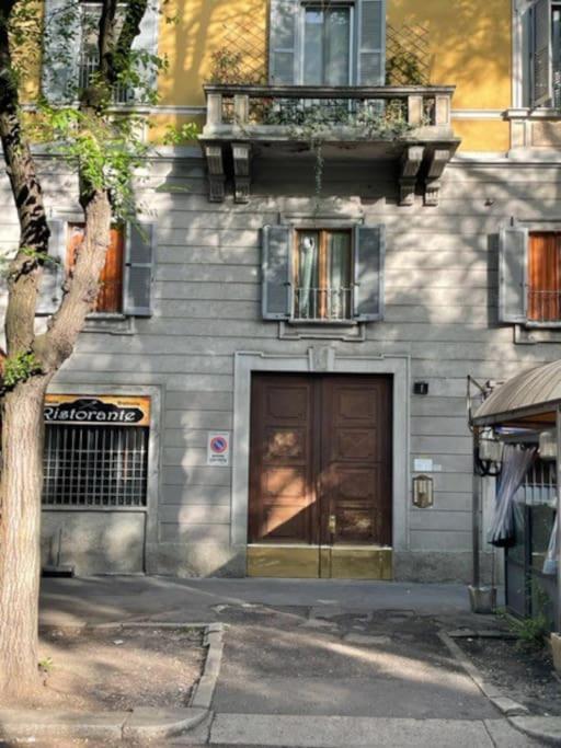 Splendido Bilocale In Vecchia Milano Apartment Exterior photo